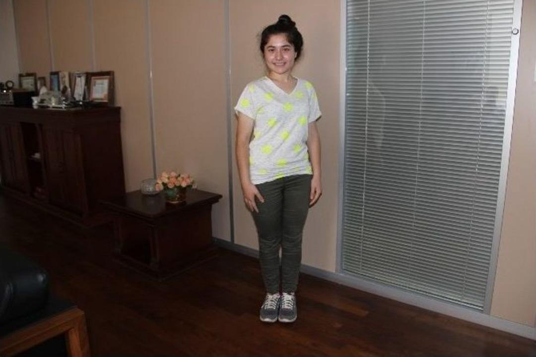 "s" Şeklinde Olan Omurgası Ameliyatla D&uuml;zeltildi