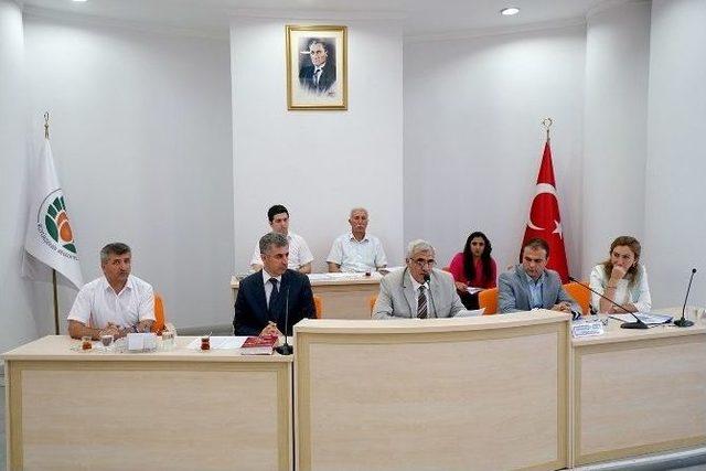 Büyükşehir Belediye Meclisi Darbe Girişimini Kınadı 1