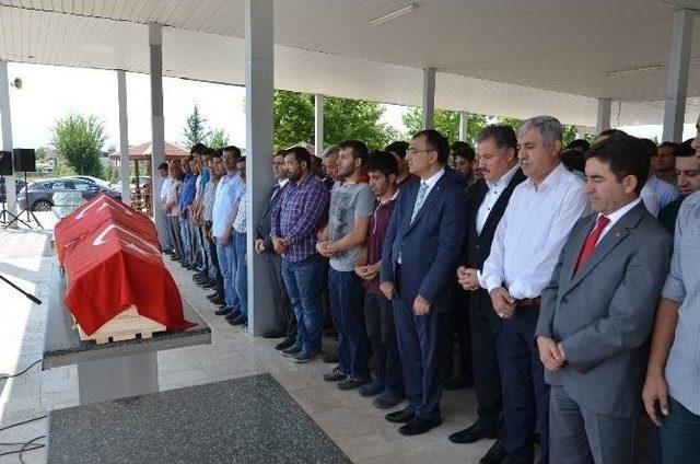 Demokrasi Şehidi Zekeriya Bitmez Malatya’da Toprağa Verildi