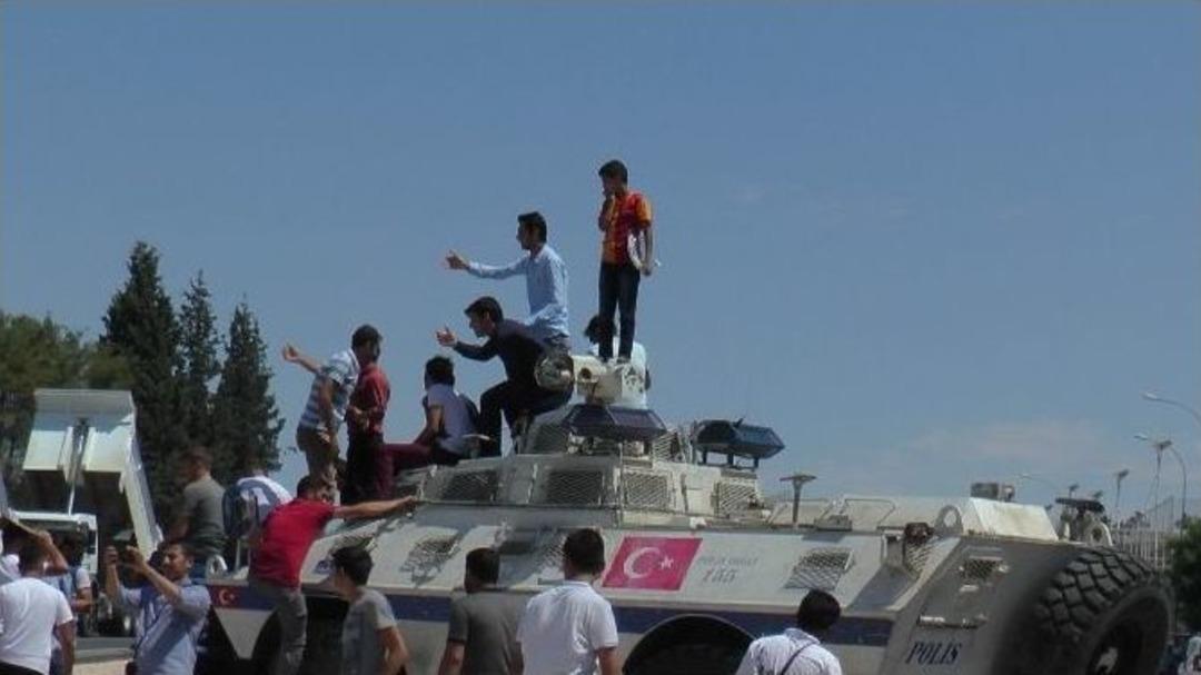 Şanlıurfa&rsquo;da Vatandaşların Demokrasi N&ouml;beti Devam Ediyor