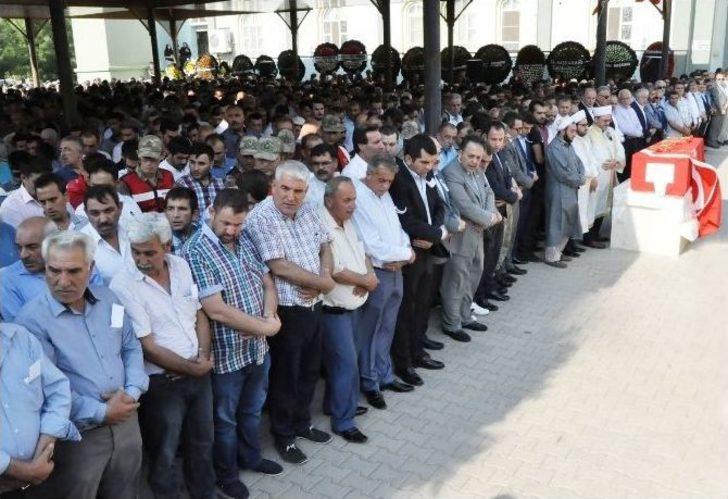 Şehit Polis Evlilik Yıl Dönümünde Toprağa Verildi G4