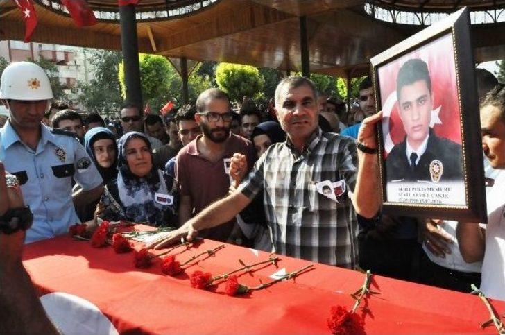 Şehit Polis Evlilik Yıl Dönümünde Toprağa Verildi G5