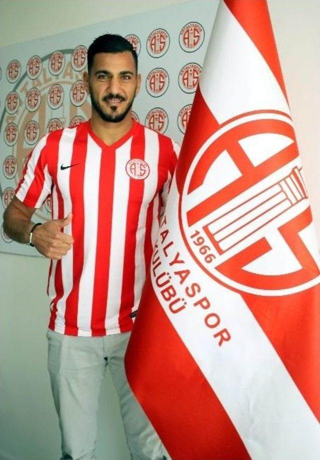 Deniz Kadah Antalyaspor’da