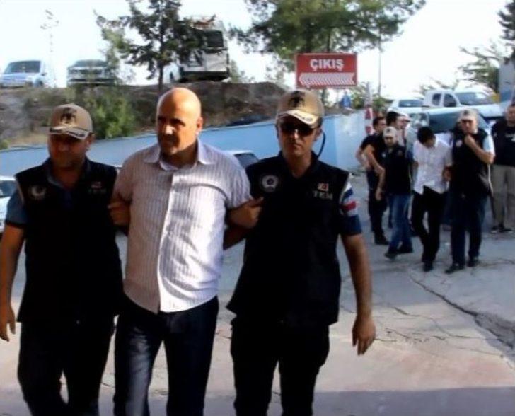 Darbe Şüphelilerine Linç Girişimini Polis Önledi G4