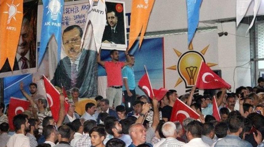 Diyarbakır&rsquo;da Demokrasi N&ouml;beti S&uuml;r&uuml;yor