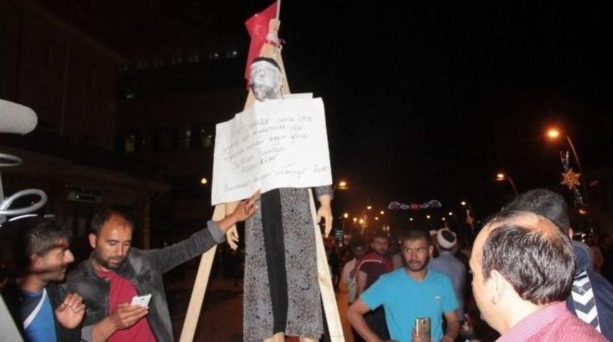 Erzurum&rsquo;da Demokrasi N&ouml;betinde Beyaz Balon U&ccedil;uruldu