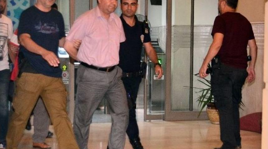Adana&rsquo;da 12 Hakim Ve Savcı Tutuklandı