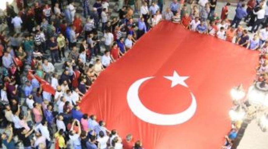 Ke&ccedil;i&ouml;ren, Vatan Ve Millet İ&ccedil;in N&ouml;bette