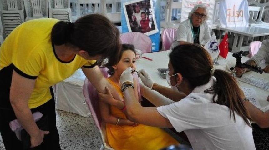 Soma’da Madenci Çocuklarına Diş Taraması