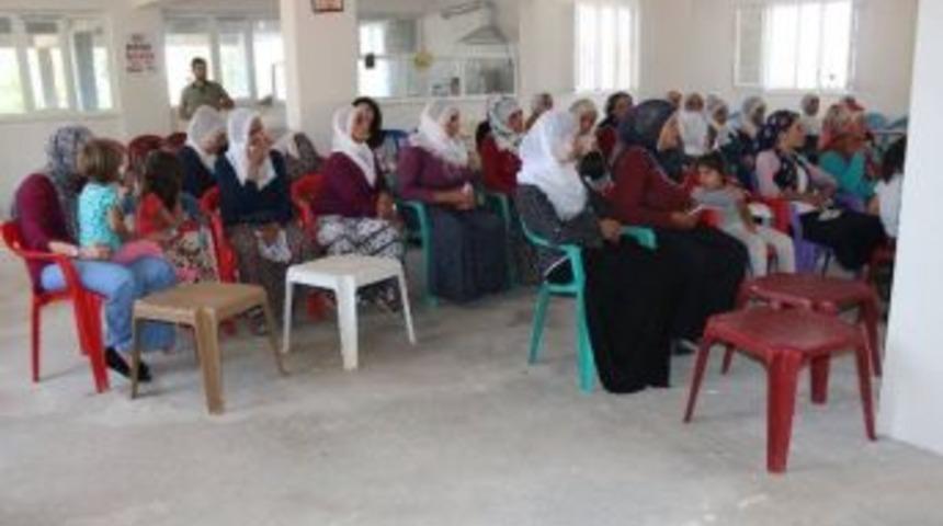 Bin 102 Kadına Farkındalık Eğitimi