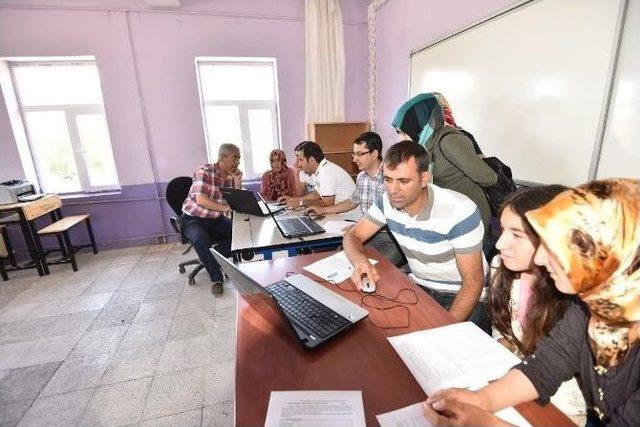 Ahlat’ta Teog Tercih Danışmanlığı Bürosu Oluşturuldu