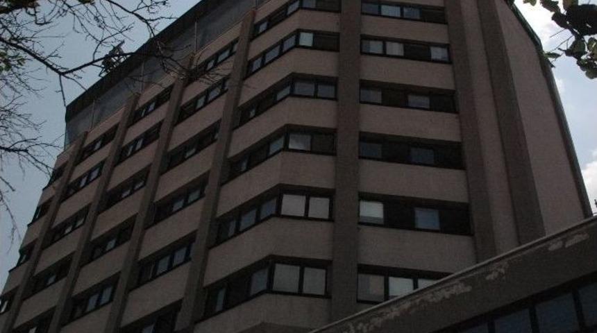 Başbakanlık Ek Binasında Hareketli Saatler