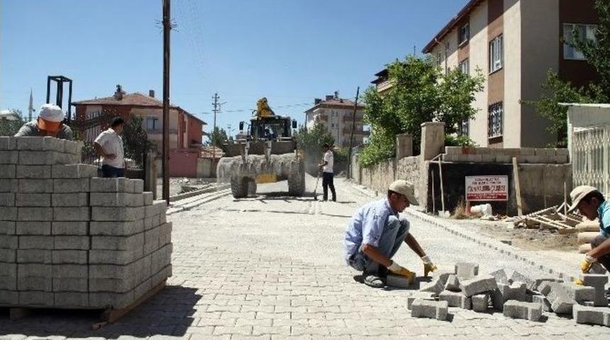 Sorgun Belediyesi 25 Bin Metrekare Kilitparke Taş D&ouml;şedi