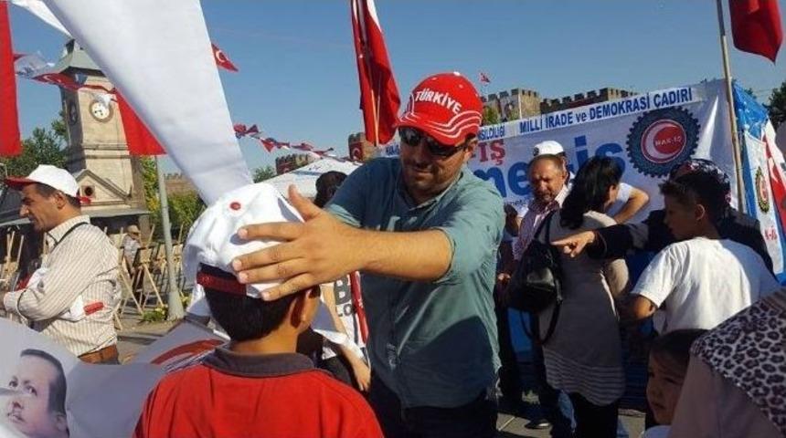 Hak-iş Kayseri İl Temsilciliği &lsquo;milli İrade Ve Demokrasi &Ccedil;adırı&rsquo; Kurdu