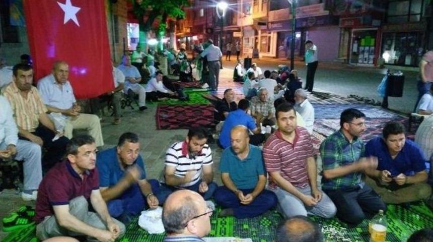 Alaplı&rsquo;da Demokrasi N&ouml;beti S&uuml;r&uuml;yor