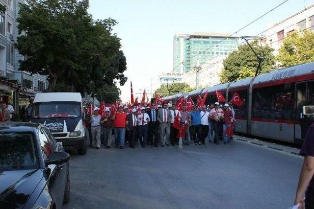 Türk Harb-iş Sendikası Kayseri Şube Başkanı Özgür Özsoy: