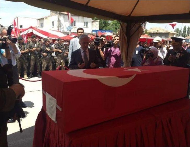 Şehit Komiser Yardımcısı Cennet Yiğit Bir Ay Sonra Nişanlanacaktı G1