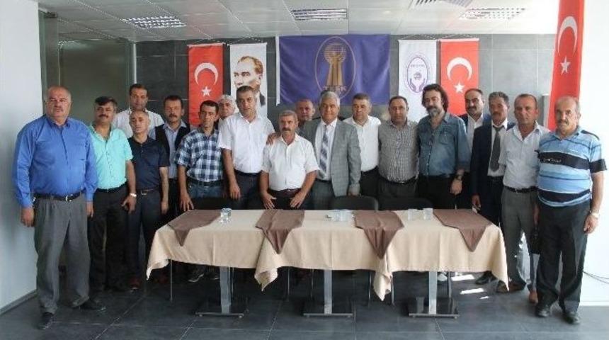 Niğde Esnaf Odaları Başkanları Darbe Girişimini Kınadı