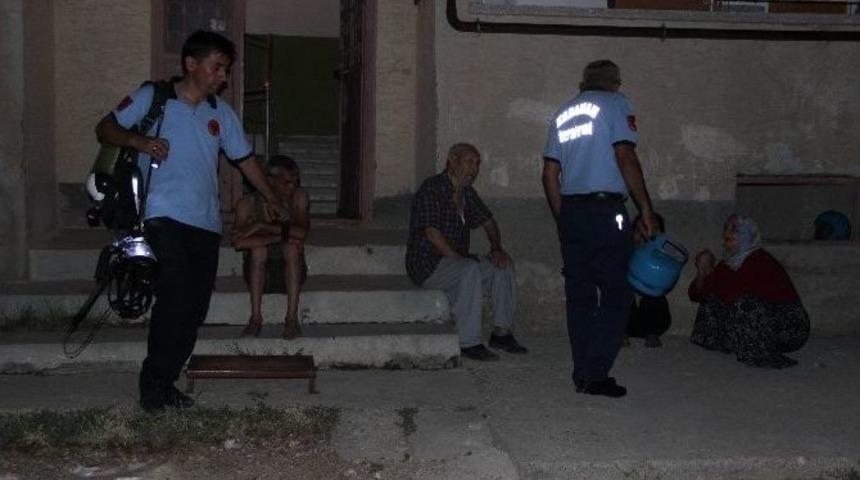 Karaman&rsquo;da Mutfak T&uuml;p&uuml;n&uuml;n Yol A&ccedil;tığı Gaz Ka&ccedil;ağı Sonucu Patlama Korkuttu