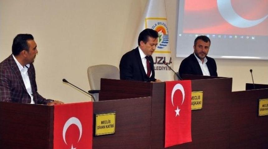 Tuzla Belediye Belediye Başkanı Dr. Şadi Yazıcı: &ldquo;en K&ouml;t&uuml; Demokrasi En İyi Cunta Y&ouml;netiminden İyidir&rdquo;