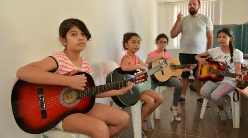 Konsem&rsquo;de 2 Bin 313 &Ouml;ğrenci Yaz Kurslarında