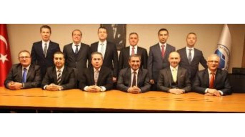 Apa&rsquo;dan Darbe Girişimine Kınama