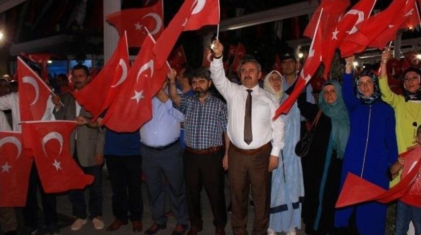 Başkan Baran, Milli İrade Ve Demokrasi N&ouml;betine Katıldı
