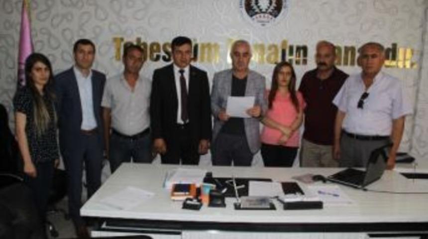 Hakk&acirc;ri Esnaf Ve Sanatkarlar Odası Birliği&rsquo;nden Darbe Girişimine Tepki