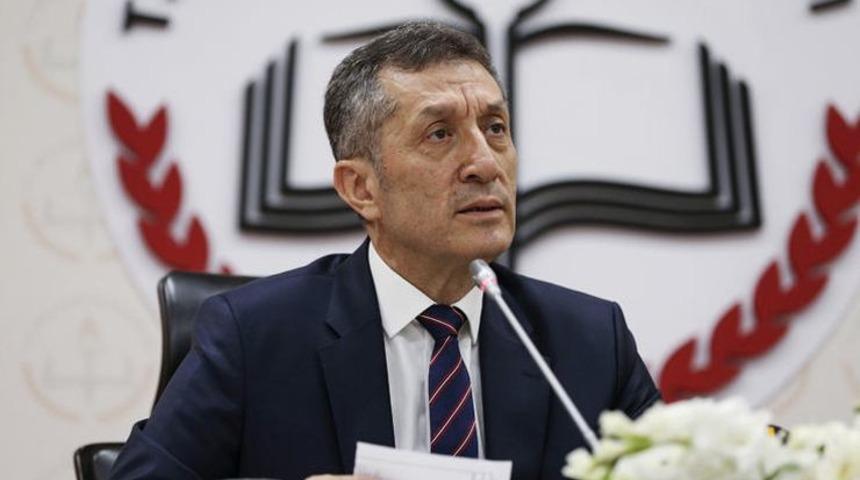 Abbas Güçlü'den Milli Eğitim Bakanı Ziya Selçuk'a sert tepki: Birileri Bakan olduğunu hatırlatmalı