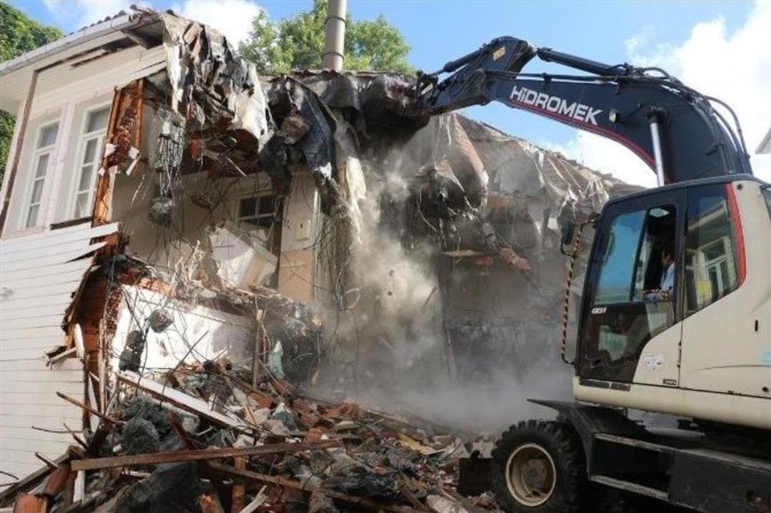 Paralel &Ouml;rg&uuml;te Ey&uuml;p&rsquo;te Ağır Darbe