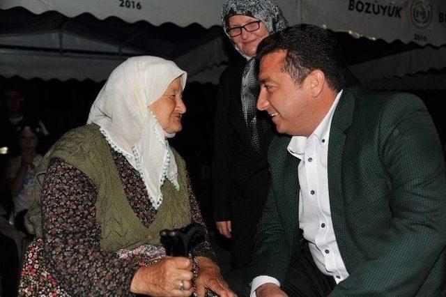 Bozüyük’te Darbe Girişimi Sırasında Hayatını Kaybedenler İçin Mevlit Okutuldu