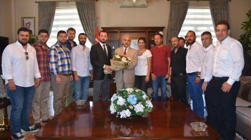 Vali G&uuml;ven&ccedil;er: &ldquo;ziyaret&ccedil;ilerimiz Sorunları Ve &Ccedil;&ouml;z&uuml;m &Ouml;nerilerini Aktarıyorlar&rdquo;