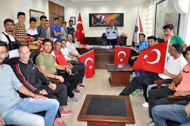 Sorgunlu Gen&ccedil;lerden G&uuml;venlik G&uuml;&ccedil;lerine Destek 2