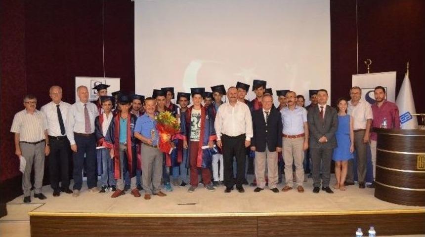 Sarıg&ouml;zoğlu &Ccedil;ıraklık Eğitim Merkezi İlk Mezunlarını Verdi