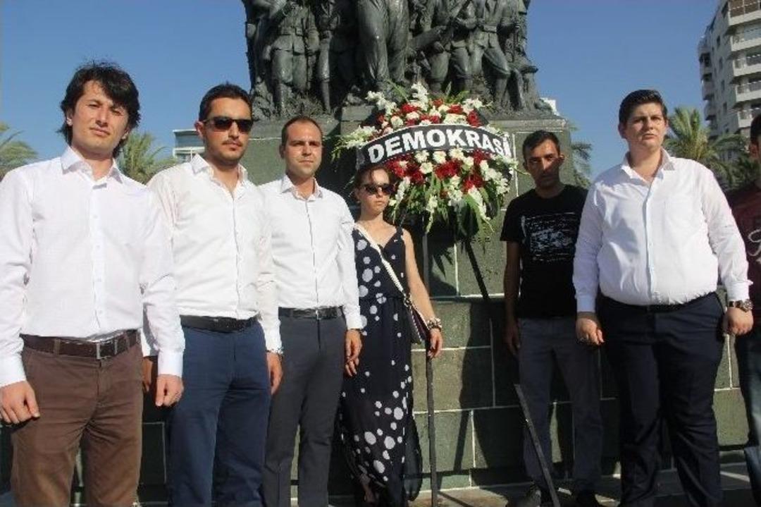 Gen&ccedil;ler, Darbeye Karşı Birleşti