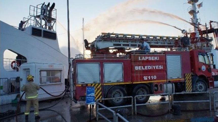 Atılan Sigara İzmariti Arabalı Feribotu Yakıyordu