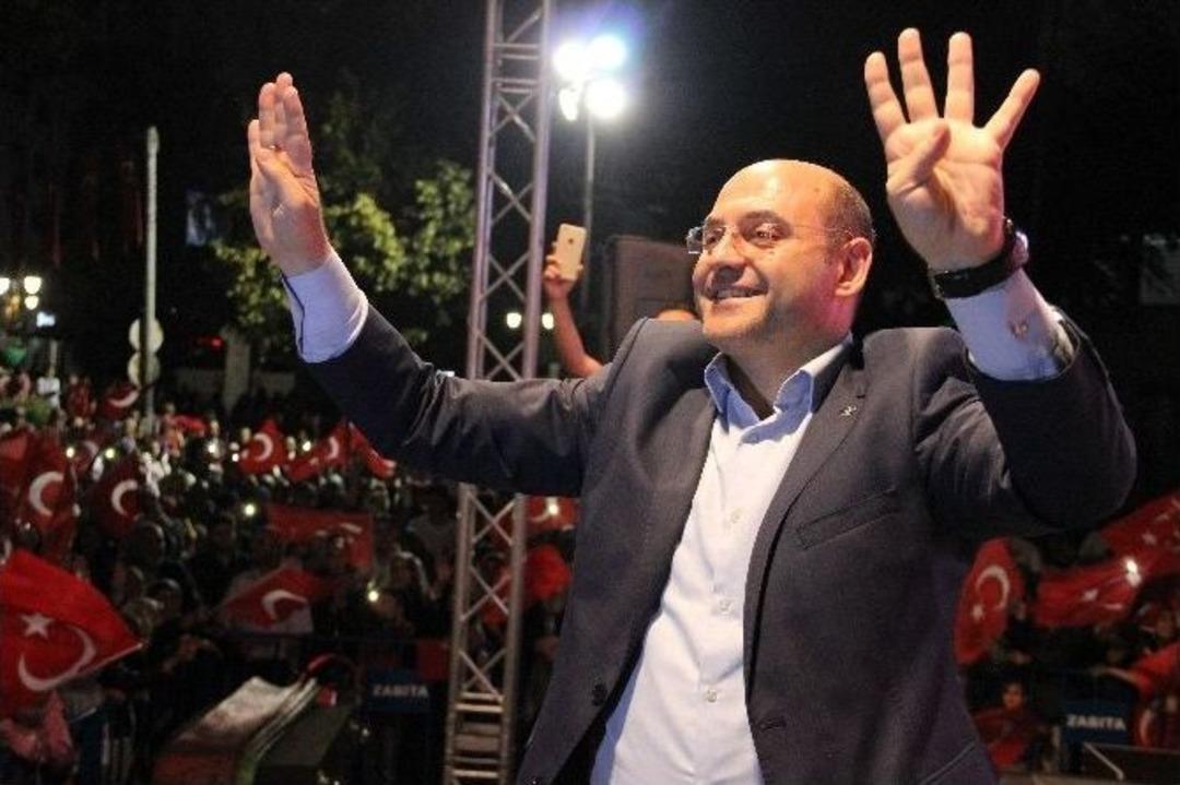 K&uuml;tahya&rsquo;da Demokrasi N&ouml;beti S&uuml;r&uuml;yor