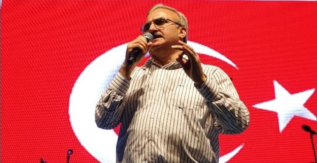 Antalya Darbe Girişiminin Ardından 5&rsquo;inci Geceyi De Ayakta Ge&ccedil;irdi