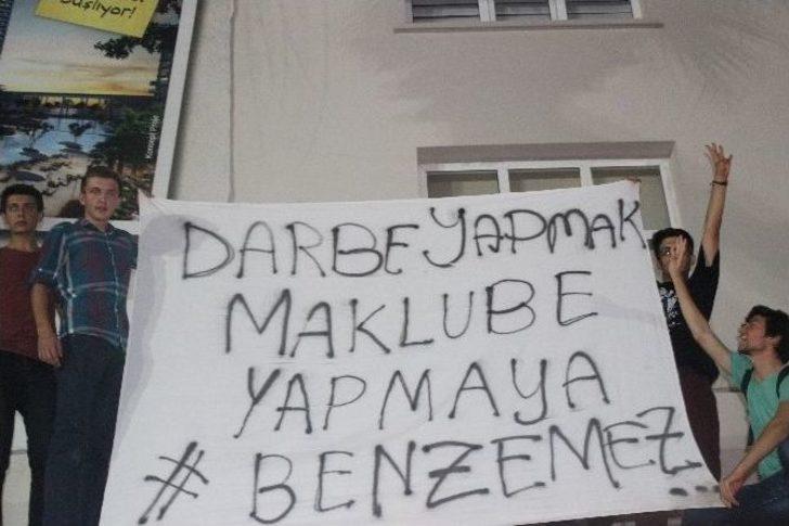 Gençlerden Fetö’ye ‘maklube’ Göndermesi G1