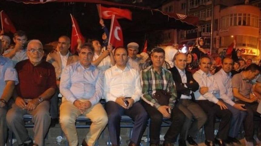 Amasyalılar Meydanı Boş Bırakmadı