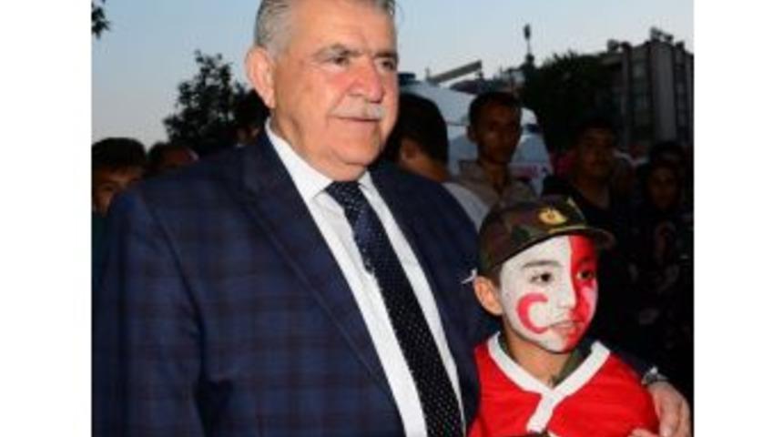 Mah&ccedil;i&ccedil;ek: &ldquo;fet&ouml;&rsquo;c&uuml; Ter&ouml;ristler Hezimete Uğratıldı&rdquo;