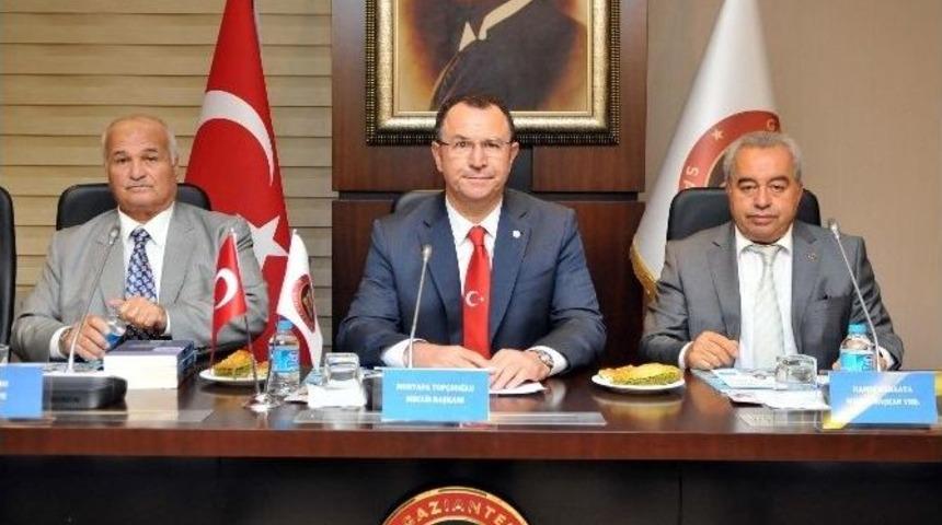 Gso Meclisinde, Demokrasi Şehitlerine Dua Edildi