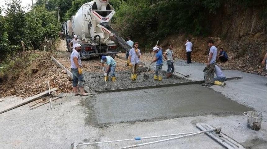 Başkan Yol &Ccedil;alışmalarını İnceledi