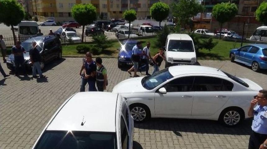 Edremit&rsquo;te Fet&ouml; Operasyonu: 1 G&ouml;zaltı