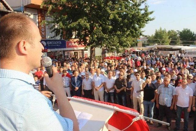 Tavşanlı’da Darbe Girişimine Tepkiler Sürüyor