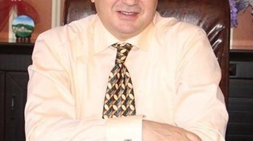 A&ccedil;ığa Alınan Kaymakam Kafasına Ateş Ederek Canına Kıydı