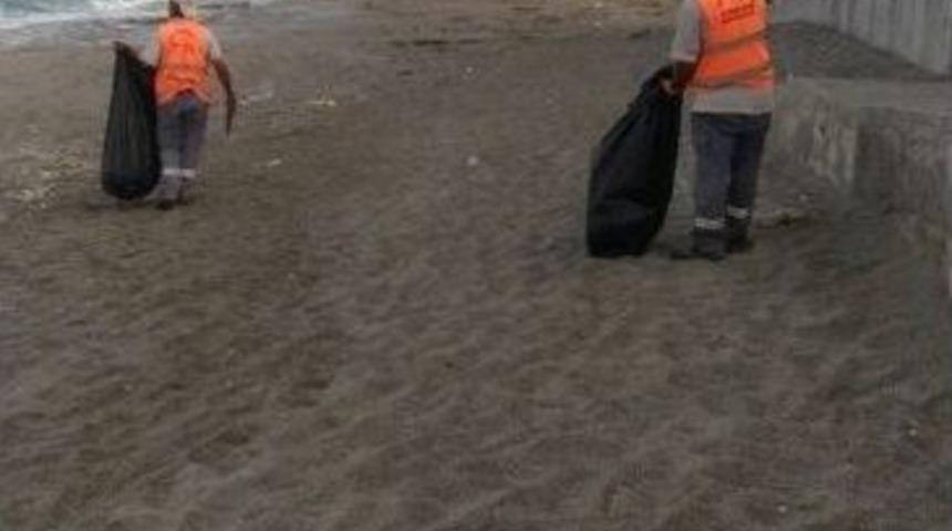 Mahmutlar&rsquo;da Sahil Temizliği