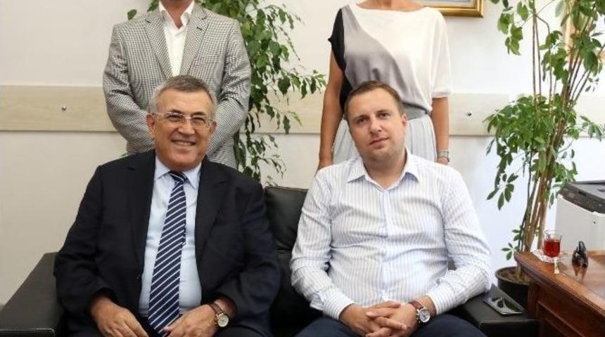 Saraybosna&rsquo;dan, B&uuml;y&uuml;kşehire Ziyaret