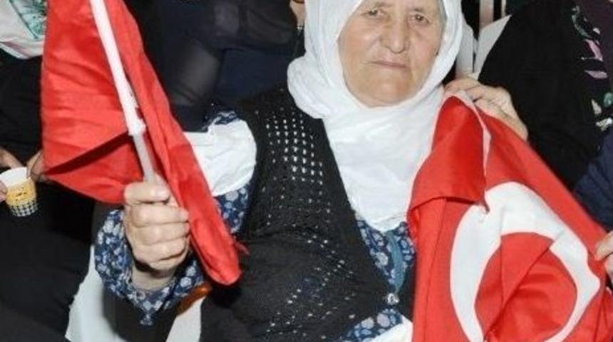 Lastik&ccedil;i Vesile Nine Demokrasi N&ouml;betinde