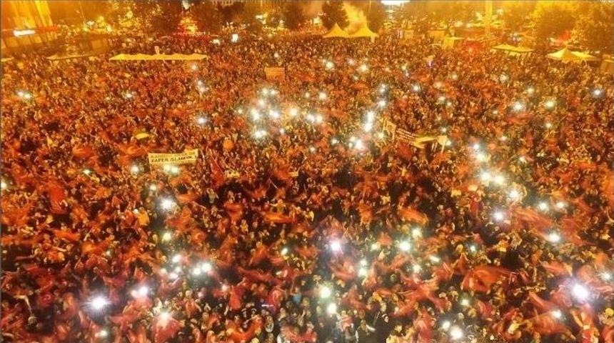 Sakarya Demokrasi Destanı Yazıyor